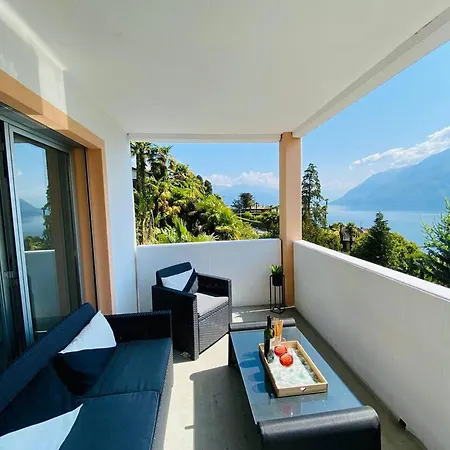 Sunny-modern View Relax Brissago